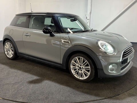 Mini Hatch 1.5 Cooper D Auto 3dr 9