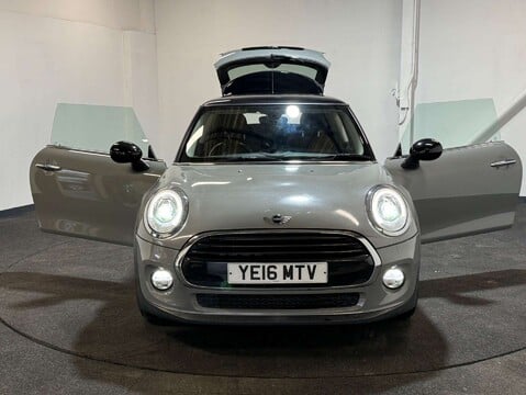 Mini Hatch 1.5 Cooper D Auto 3dr 11