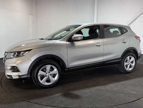 Nissan Qashqai 1.5 Qashqai Acenta Premium dCi 5dr 2