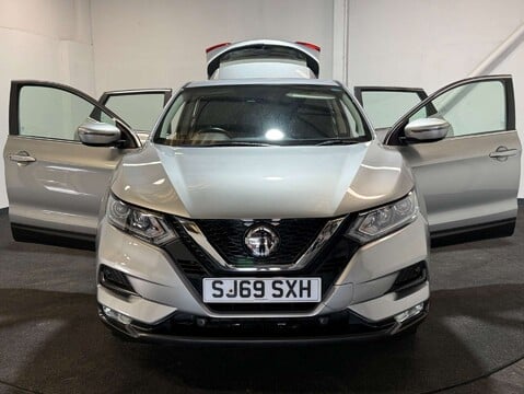 Nissan Qashqai 1.5 Qashqai Acenta Premium dCi 5dr 11