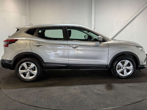 Nissan Qashqai 1.5 Qashqai Acenta Premium dCi 5dr 6