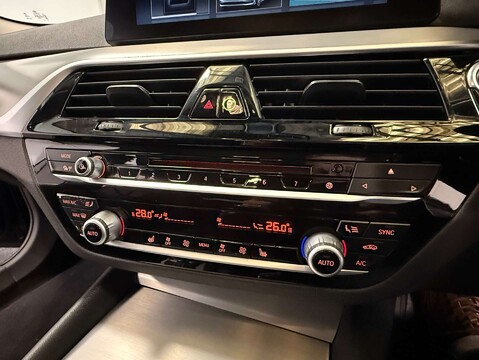 BMW 5 Series 3.0 530D SE Auto 4dr 22