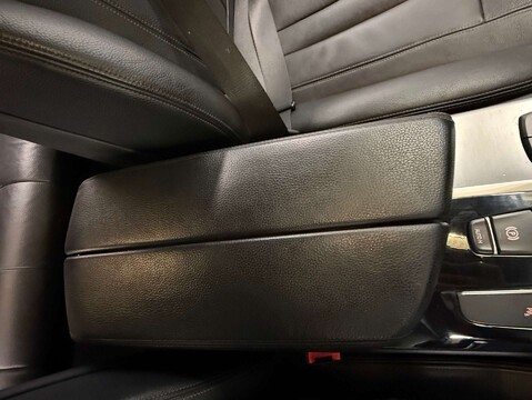 BMW 5 Series 3.0 530D SE Auto 4dr 31
