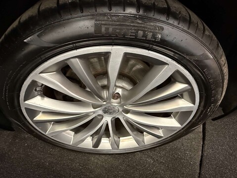 BMW 5 Series 3.0 530D SE Auto 4dr 48