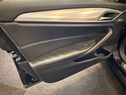 BMW 5 Series 3.0 530D SE Auto 4dr 54