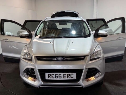 Ford Kuga 2.0 Kuga Titanium TDCi 4x4 4WD 5dr 8