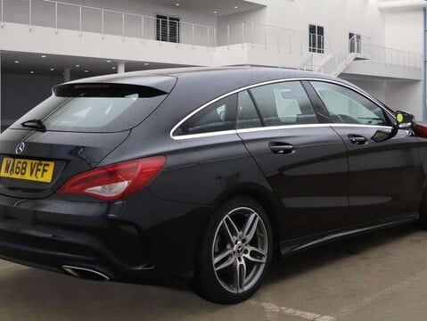 Mercedes-Benz CLA Class 1.6 CLA 180 AMG Line Edition Auto 5dr 4