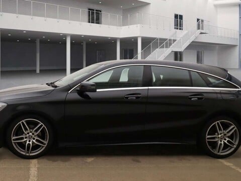 Mercedes-Benz CLA Class 1.6 CLA 180 AMG Line Edition Auto 5dr 6