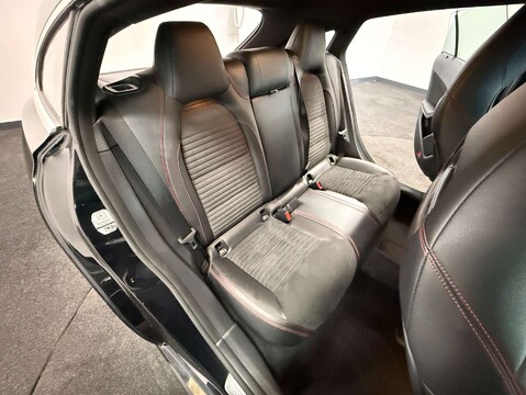 Mercedes-Benz CLA Class 1.6 CLA 180 AMG Line Edition Auto 5dr 37