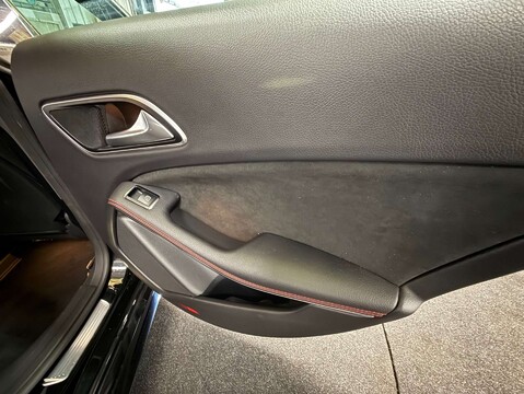 Mercedes-Benz CLA Class 1.6 CLA 180 AMG Line Edition Auto 5dr 42