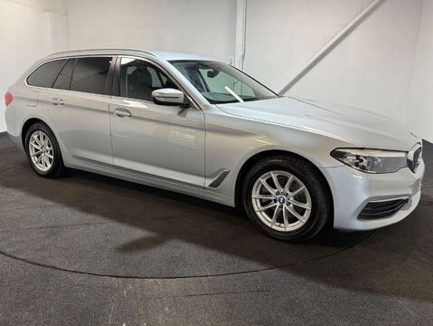 BMW 5 Series 2.0 520d xDrive SE Auto 4WD 5dr 6