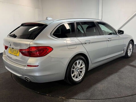 BMW 5 Series 2.0 520d xDrive SE Auto 4WD 5dr 8