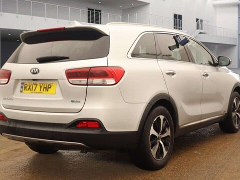 Kia Sorento 2.2 Sorento KX-3 CRDi ISG 4x4 Auto 4WD 5dr 4