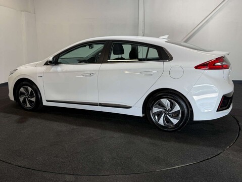 Hyundai IONIQ 1.6 IONIQ Premium FHEV Semi-Auto 5dr 3