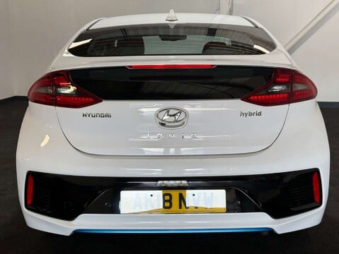 Hyundai IONIQ 1.6 IONIQ Premium FHEV Semi-Auto 5dr 5