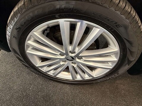 Skoda Kodiaq 1.4 Kodiaq SE L TSi 4x4 Semi-Auto 4WD 5dr 64