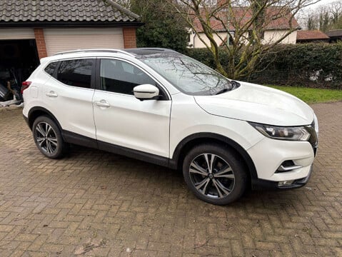 Nissan Qashqai 1.2 Qashqai N-Connecta DiG-T 5dr 3