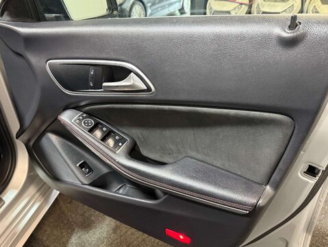 Mercedes-Benz CLA Class 2.1 CLA 220 D AMG Line Auto 4dr 15