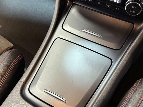 Mercedes-Benz CLA Class 2.1 CLA 220 D AMG Line Auto 4dr 32