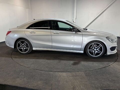 Mercedes-Benz CLA Class 2.1 CLA 220 D AMG Line Auto 4dr 8