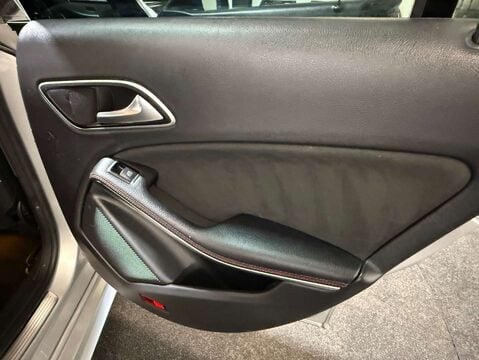 Mercedes-Benz CLA Class 2.1 CLA 220 D AMG Line Auto 4dr 45