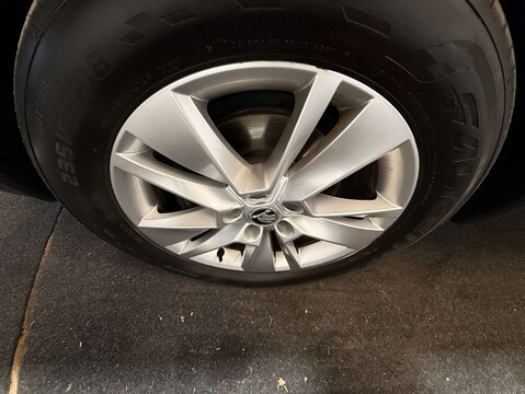 Skoda Kodiaq 2.0 Kodiaq SE Technology TDI Auto 5dr 49