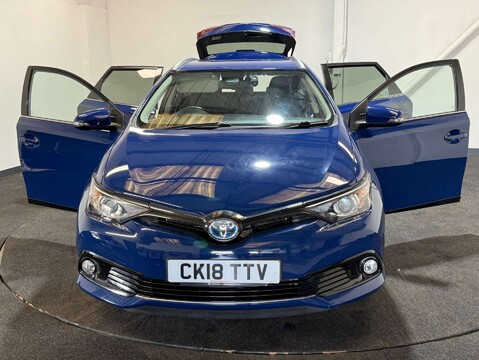 Toyota Auris 1.8 Auris Design HEV VVT-i CVT 5dr 11