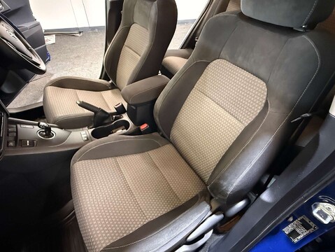 Toyota Auris 1.8 Auris Design HEV VVT-i CVT 5dr 55