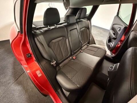 Renault Kadjar 1.3 Kadjar Iconic TCe 5dr 32