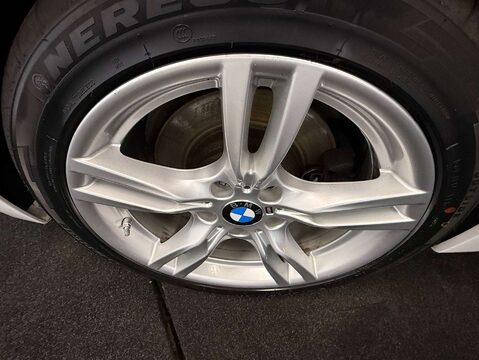 BMW 3 Series 3.0 335d M Sport Saloon 4dr Diesel Auto xDrive Euro 6 (s/s) (313 ps) 39