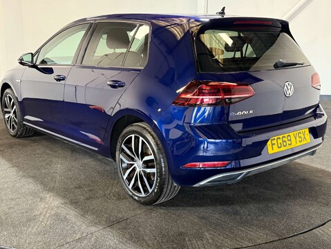 Volkswagen Golf e-Golf 5dr 4