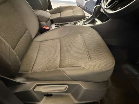 Volkswagen Golf e-Golf 5dr 12