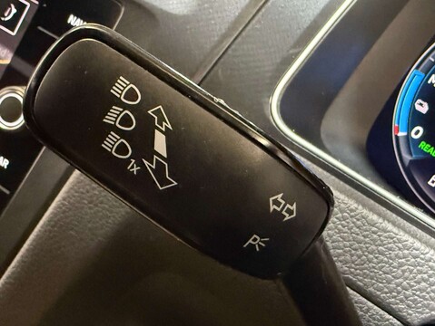 Volkswagen Golf e-Golf 5dr 19