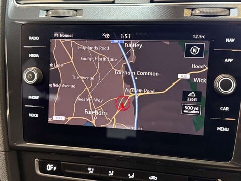 Volkswagen Golf e-Golf 5dr 26