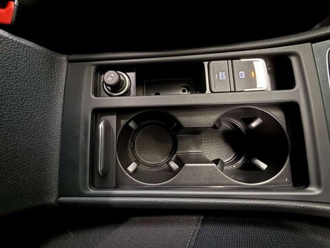 Volkswagen Golf e-Golf 5dr 27