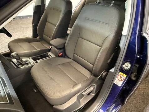 Volkswagen Golf e-Golf 5dr 52