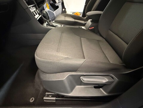Volkswagen Golf e-Golf 5dr 53