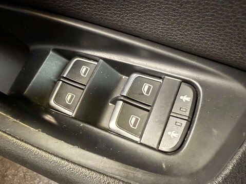 Audi A6 2.0 A6 SE Executive TDI Ultra Semi-Auto 4dr 12