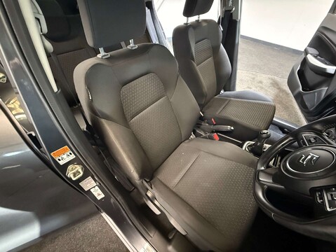 Suzuki Swift 1.2 Swift SZ-l DualJet MHEV 5dr 13