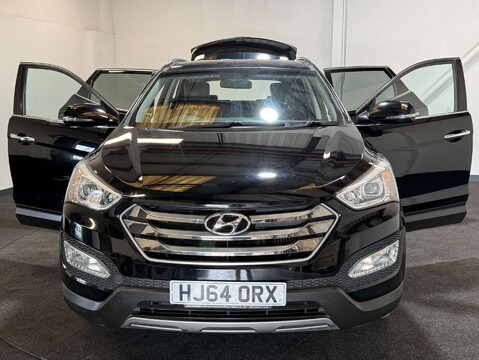 Hyundai SANTA FE 2.2 Santa Fe Premium CRDi 4WD 5dr 9