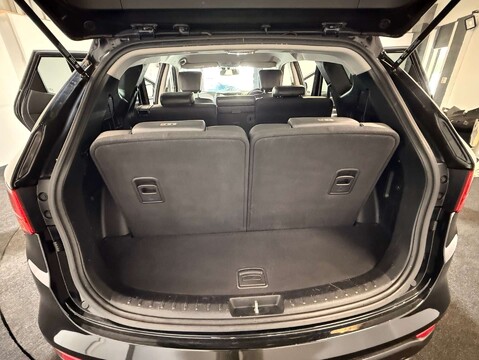 Hyundai SANTA FE 2.2 Santa Fe Premium CRDi 4WD 5dr 40