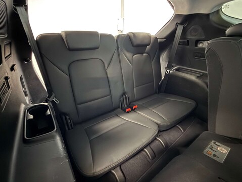 Hyundai SANTA FE 2.2 Santa Fe Premium CRDi 4WD 5dr 41
