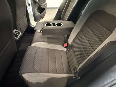 Volkswagen Golf 1.5 Golf R-Line TSi Evo Semi-Auto 5dr 55