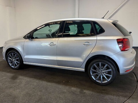 Volkswagen Polo 1.0 Polo SE Design 5dr 3