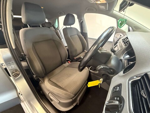 Volkswagen Polo 1.0 Polo SE Design 5dr 14