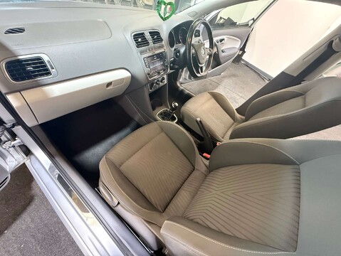 Volkswagen Polo 1.0 Polo SE Design 5dr 37