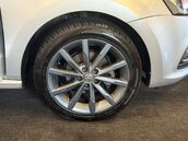 Volkswagen Polo 1.0 Polo SE Design 5dr 11