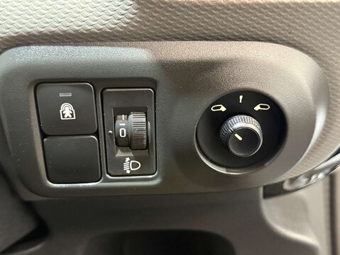 Citroen C4 Cactus 1.6 C4 Cactus Flair Blue HDi S/S Semi-Auto 5dr 15
