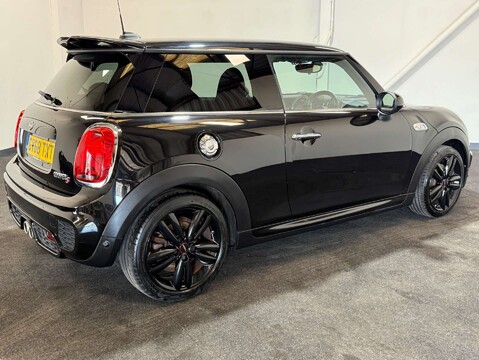 Mini Hatch 2.0 Cooper S Sport Auto 3dr 8