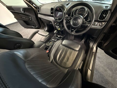 Mini Countryman 1.5 Countryman Cooper S E ALL4 Exclusive Auto 4WD 5dr 17